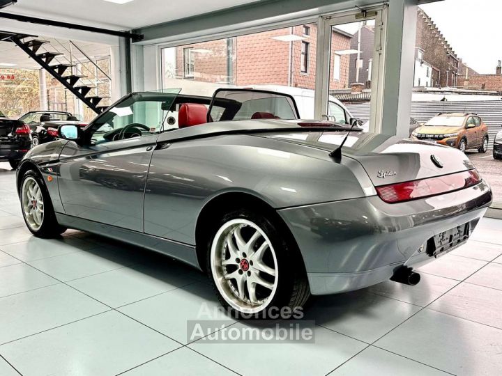 Alfa Romeo Spider 1.8i 16v TS 144cv CABRIO - 9