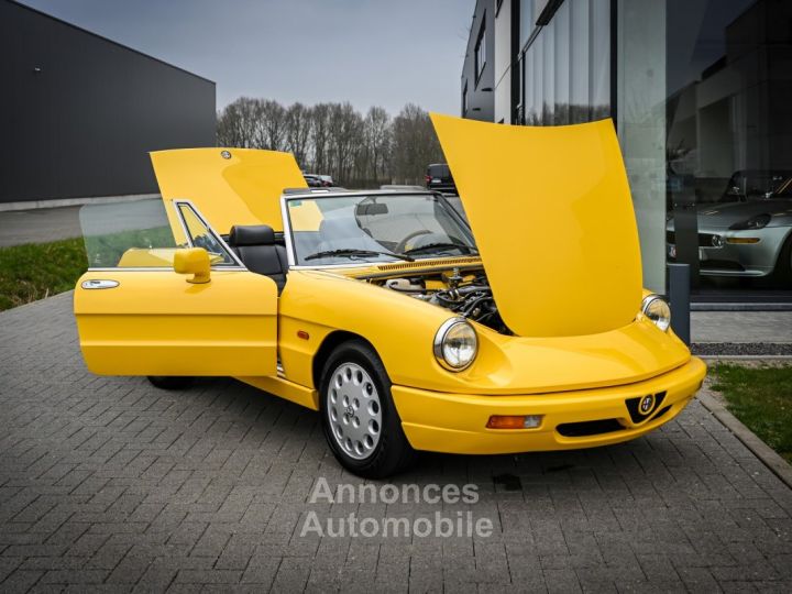 Alfa Romeo Spider 2.0 - 13