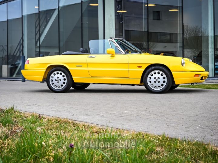 Alfa Romeo Spider 2.0 - 16