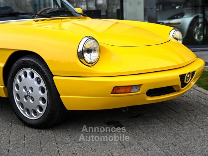 Alfa Romeo Spider 2.0 - 18