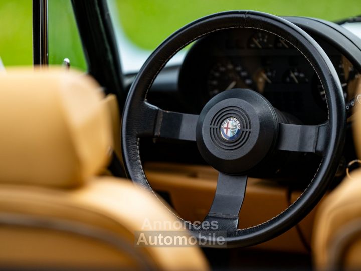 Alfa Romeo Spider 2.0 i avec Hardtop - 8