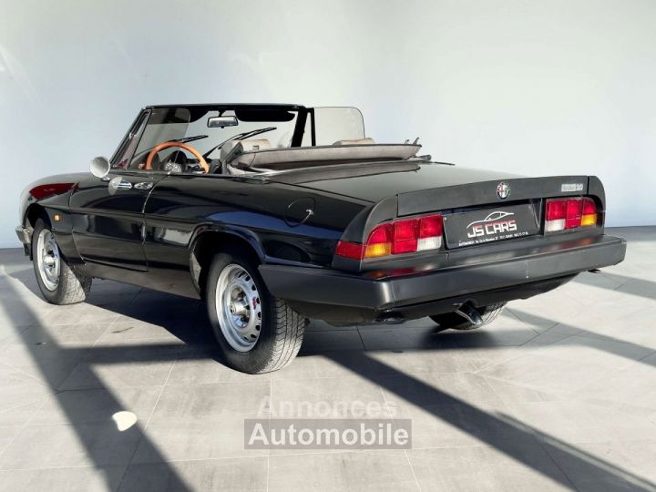 Alfa Romeo Spider Série 3 03 / 1984 126.000KM EXCELLENT ETAT - 4