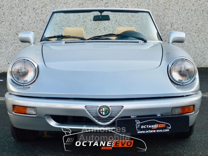 Alfa Romeo Spider série 4 - 8