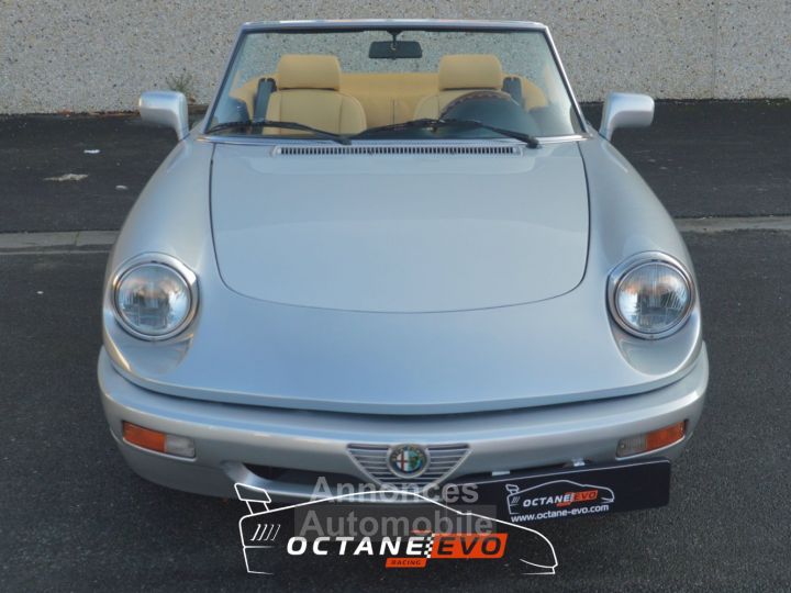 Alfa Romeo Spider série 4 - 16