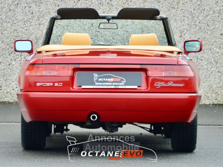 Alfa Romeo Spider série 4 - 4