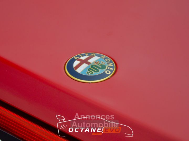 Alfa Romeo Spider série 4 - 16