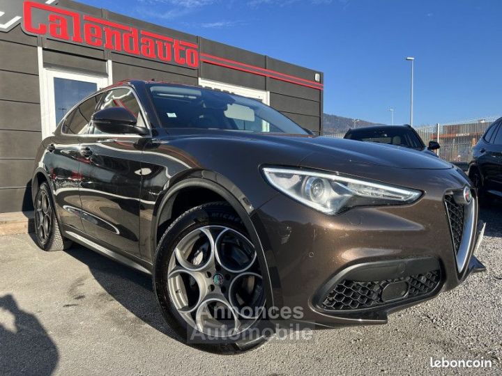 Alfa Romeo Stelvio 2.0T 280CH LUSSO Q4 AT8 - 5