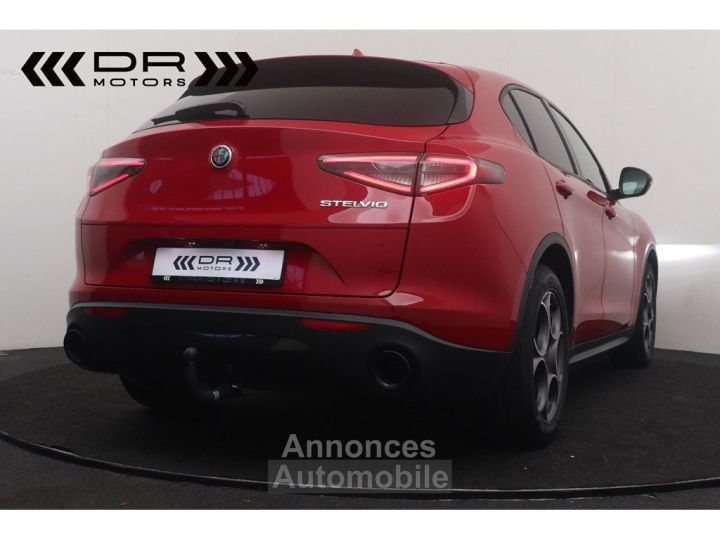 Alfa Romeo Stelvio 2.2JTD RWD Aut. SPRINT - NAVI LEDER LED ADAPTIVE CRUISE - 9