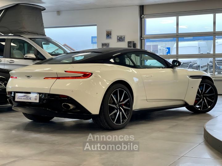 Aston Martin DB11 5.3 V12 - 8