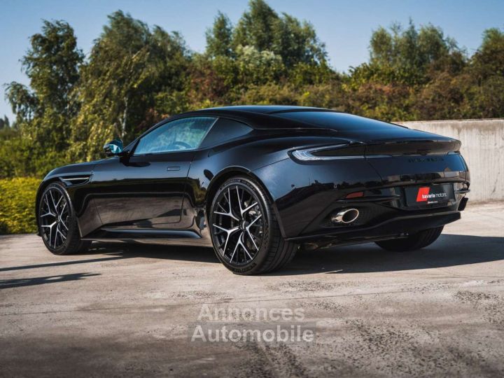 Aston Martin DB12 Coupe Bowers & Wilkins Black Pack - 13