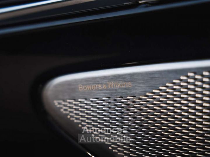 Aston Martin DB12 Coupe Bowers & Wilkins Black Pack - 19