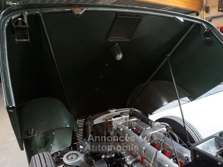 Aston Martin DB2/4 DB2 Vantage Drophead Coupe LHD - 1 Of 17 - - 21