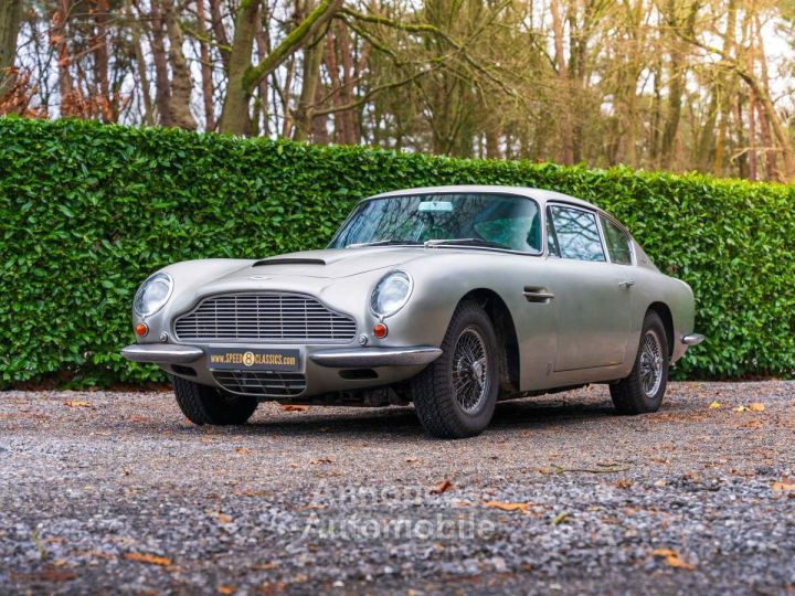 Aston Martin DB6 MK1 - 2