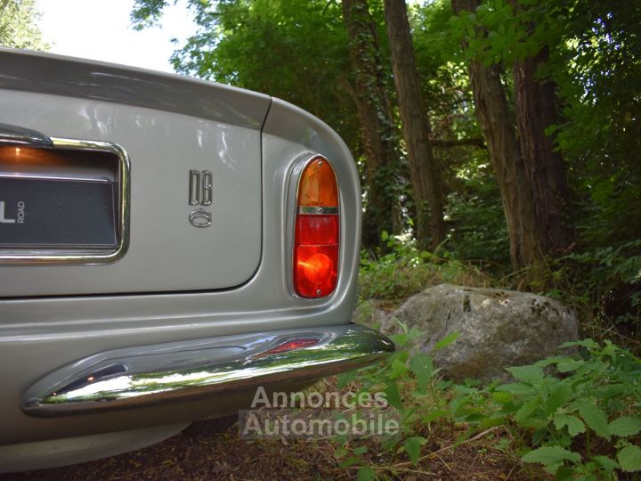 Aston Martin DB6 Vantage Mk I - 19