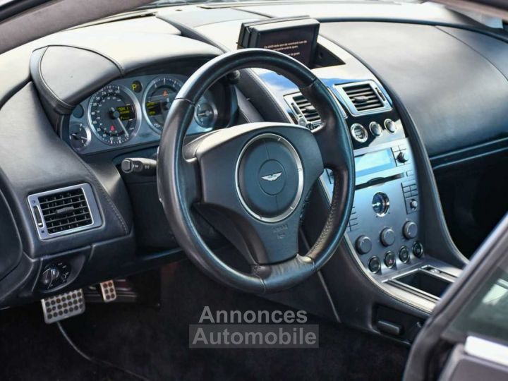 Aston Martin DB9 5.9i V12 Touchtronic - LEDER - 14