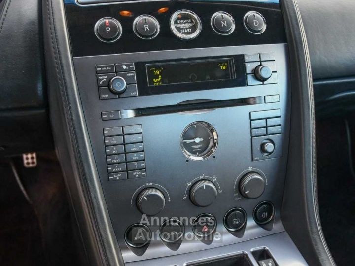 Aston Martin DB9 5.9i V12 Touchtronic - LEDER - 16
