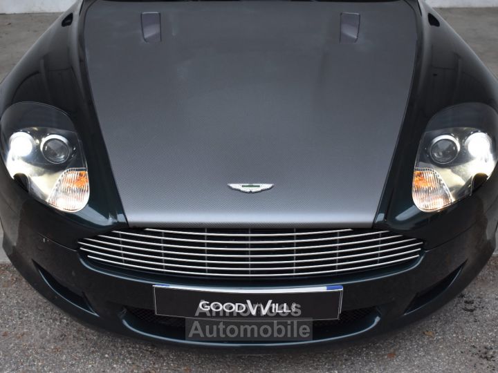 Aston Martin DB9 Volante - 13