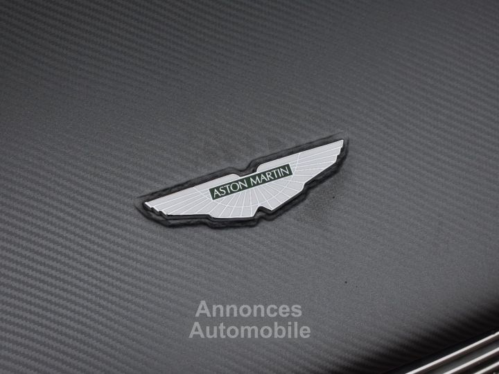 Aston Martin DB9 Volante - 20
