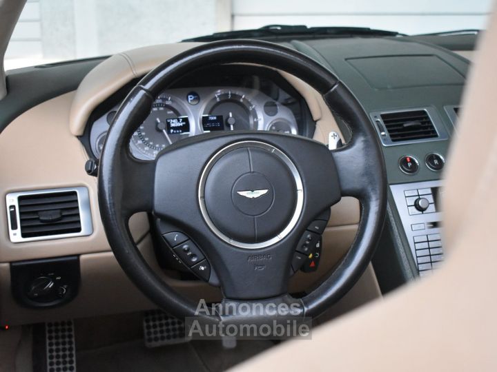 Aston Martin DB9 Volante - 27