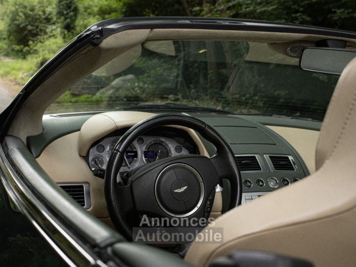 Aston Martin DB9 Volante - 30