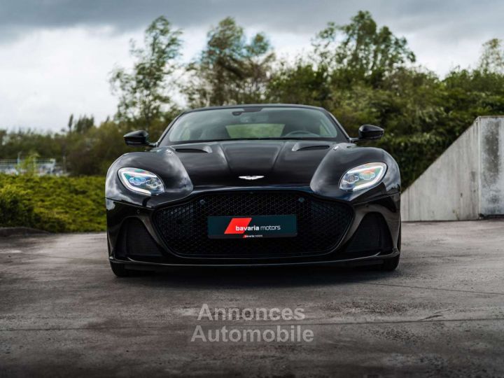 Aston Martin DBS Superleggera Onyx Black Carbon 360° - 2