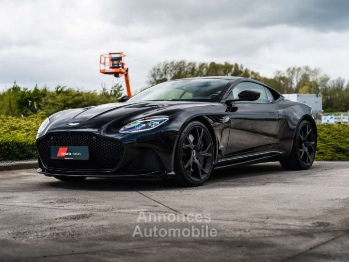 Aston Martin DBS Superleggera Onyx Black Carbon 360° - 3