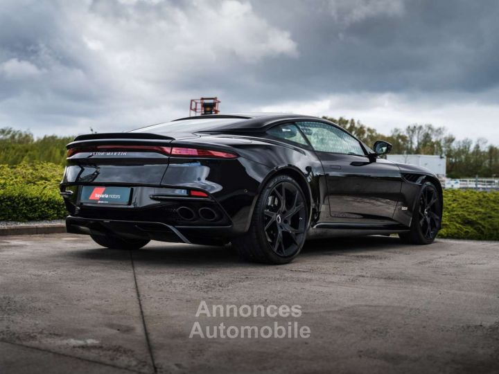 Aston Martin DBS Superleggera Onyx Black Carbon 360° - 10