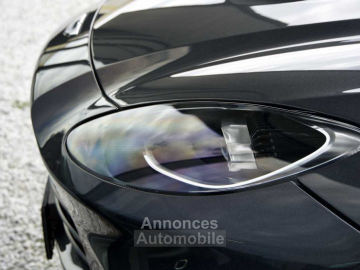 Aston Martin DBX V8 Panorama 22' Keyless Paint to Sample - 5