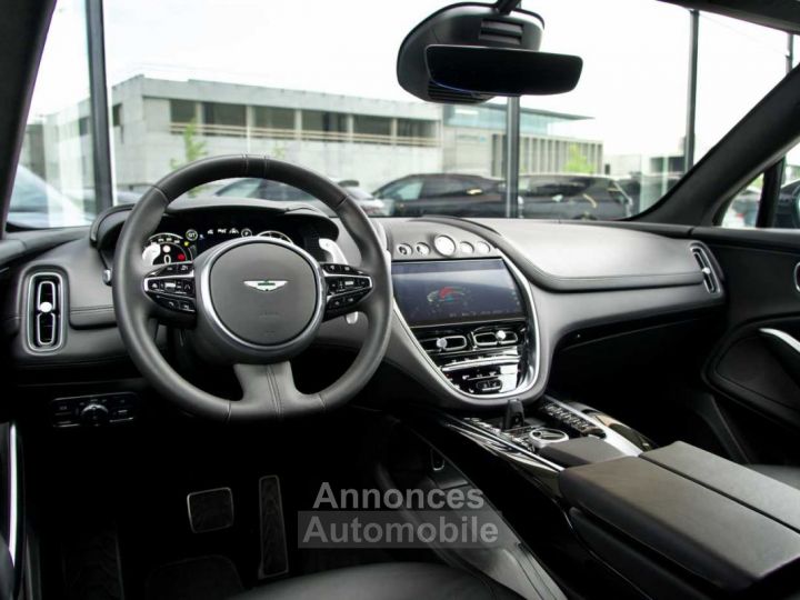 Aston Martin DBX V8 Panorama 22' Keyless Paint to Sample - 32