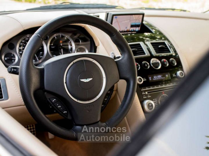 Aston Martin V8 Vantage - 9