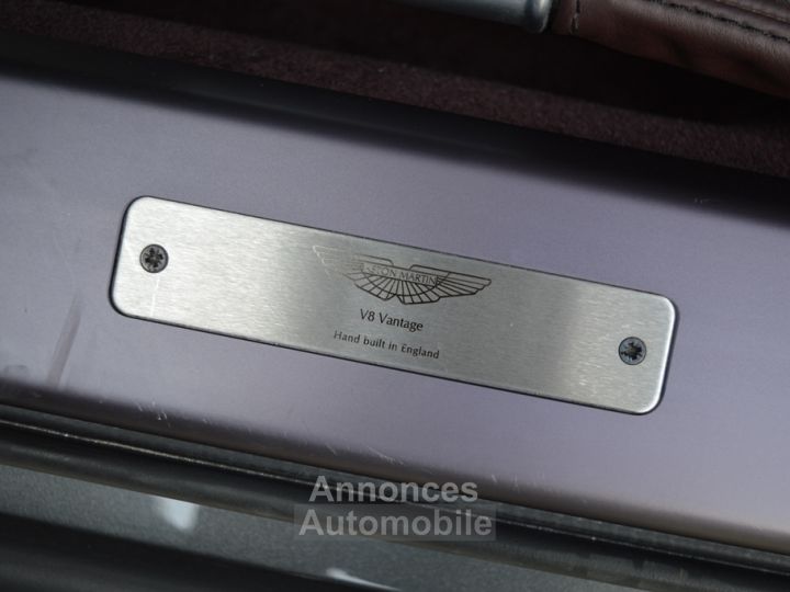 Aston Martin V8 Vantage Coupé 4.7i 426ch Sportshift 49.500 Km ! - 10