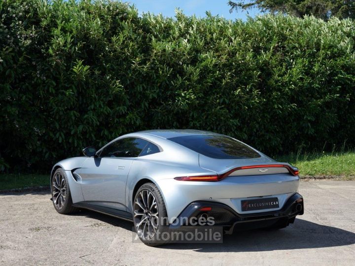 Aston Martin V8 Vantage V8 Vantage 4.0 - 510ch - Entretien Exclusif Aston Martin – Excellent Etat – Skyfall Silver – Caméra 360° - Sièges Sport à mémoire – Volant Sport en cu - 7