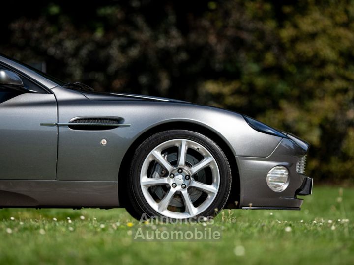 Aston Martin Vanquish - 14