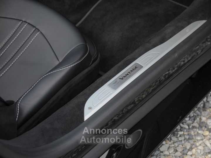 Aston Martin Vantage 4.0 V8 Roadster - 31