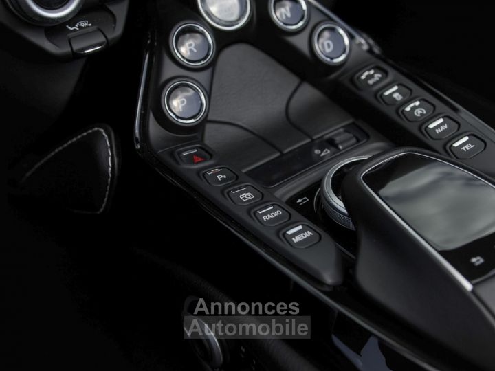 Aston Martin Vantage 4.0 V8 Roadster - 35