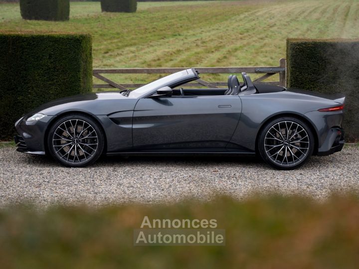 Aston Martin Vantage V8 Volante - 13