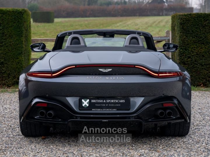 Aston Martin Vantage V8 Volante - 21