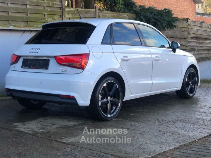 Audi A1 Sportback 1.0 TFSI Ultra Design - 6