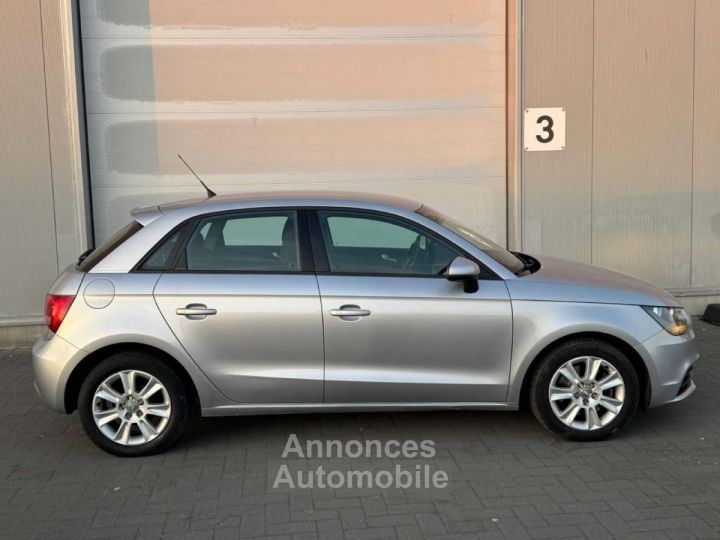 Audi A1 Sportback 1.6 TDi Attraction GPS Garantie 12M - 7