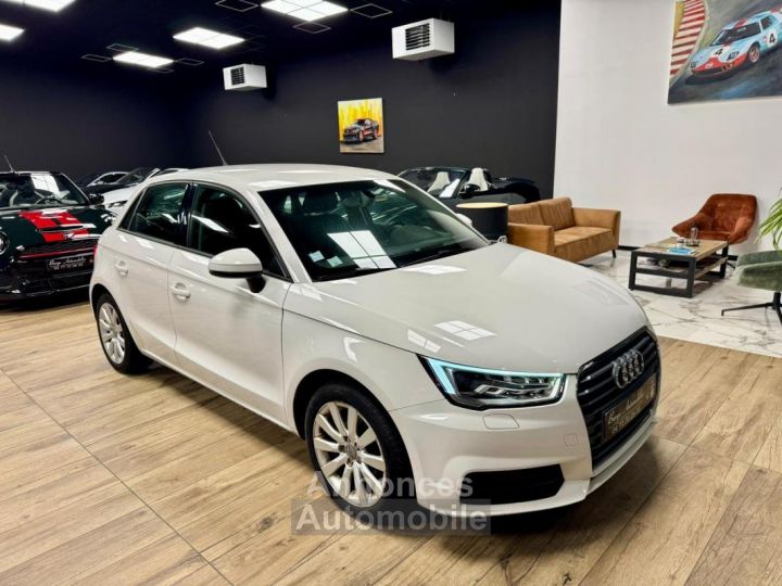 Audi A1 Sportback (2) 1.4 TDI 90 4CV ULTRA AMBIENTE 5P - 1