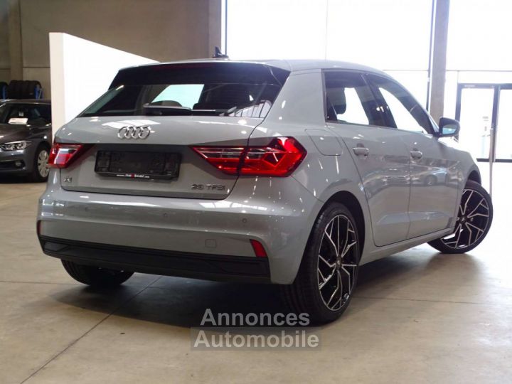 Audi A1 Sportback 25TFSi STronic - 3