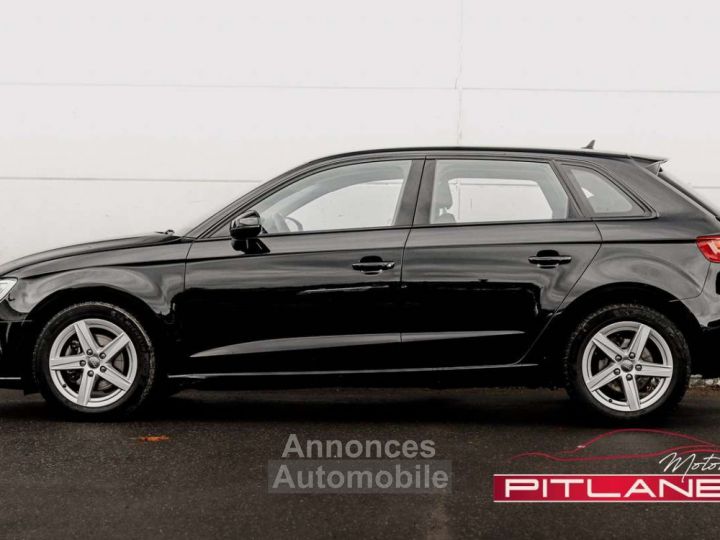 Audi A3 1.6 TDi XENON CRUISE CLIM JANTES TEL MMi - 2