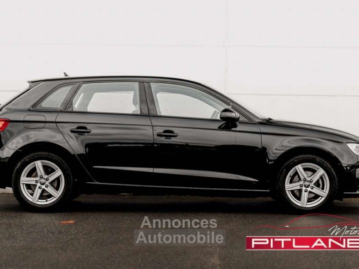 Audi A3 1.6 TDi XENON CRUISE CLIM JANTES TEL MMi - 6