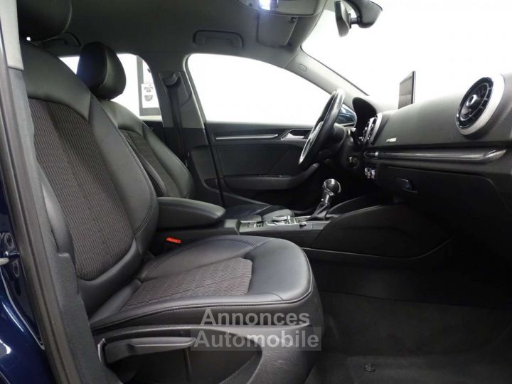 Audi A3 1.6TDi Ambiente STronic - 9