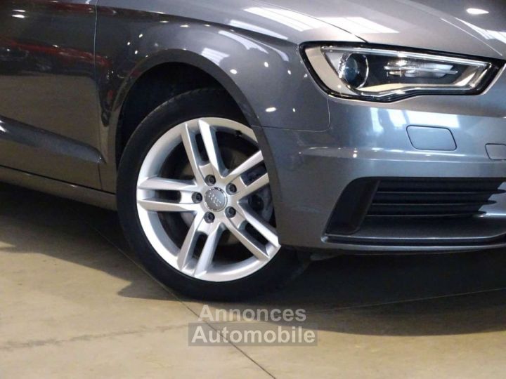 Audi A3 1.6TDi Sedan Ambition STronic CUIR-XENON-NAVI-PARK - 5