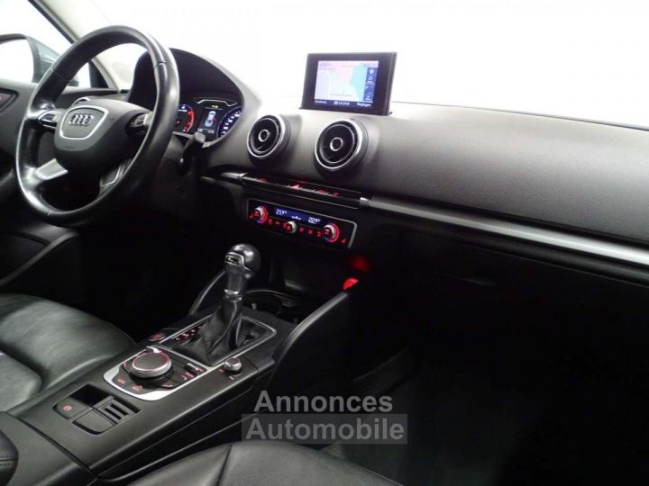 Audi A3 1.6TDi Sedan Ambition STronic CUIR-XENON-NAVI-PARK - 8