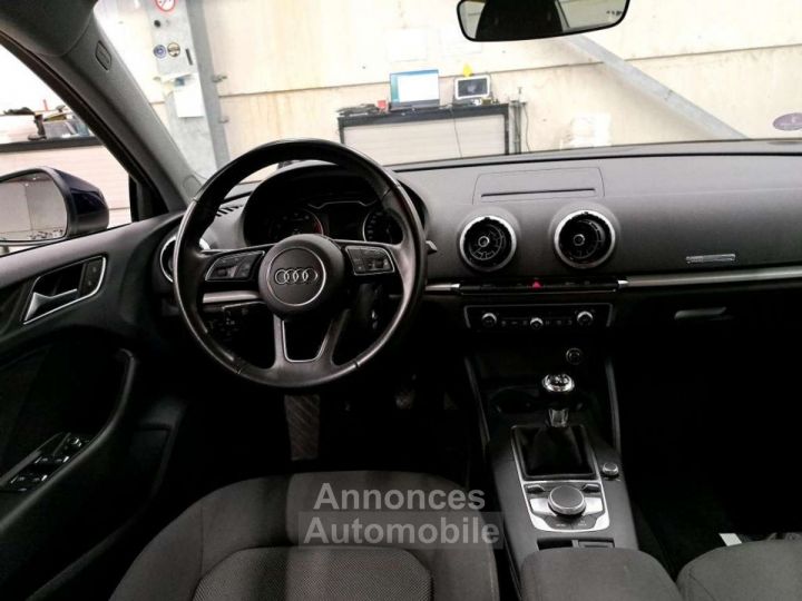 Audi A3 30TFSI Sedan - 5