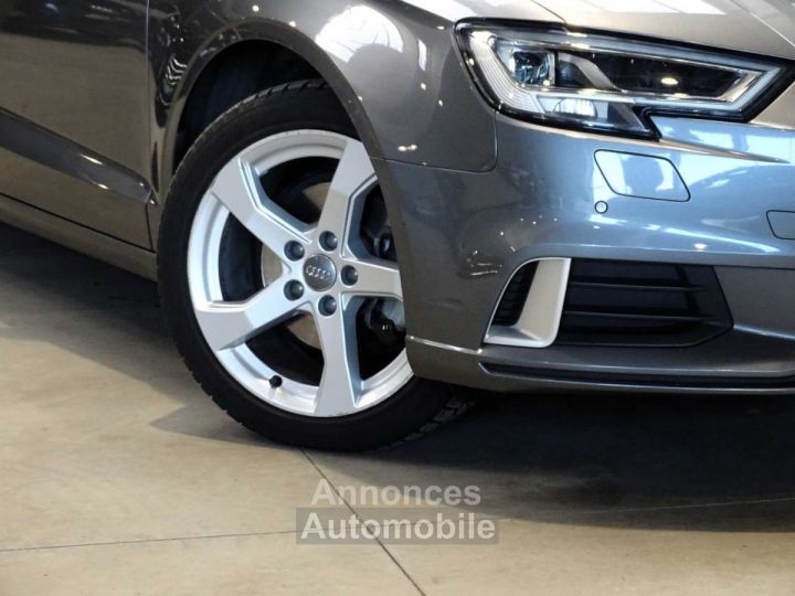 Audi A3 30TFSI Sedan Sportline - 5