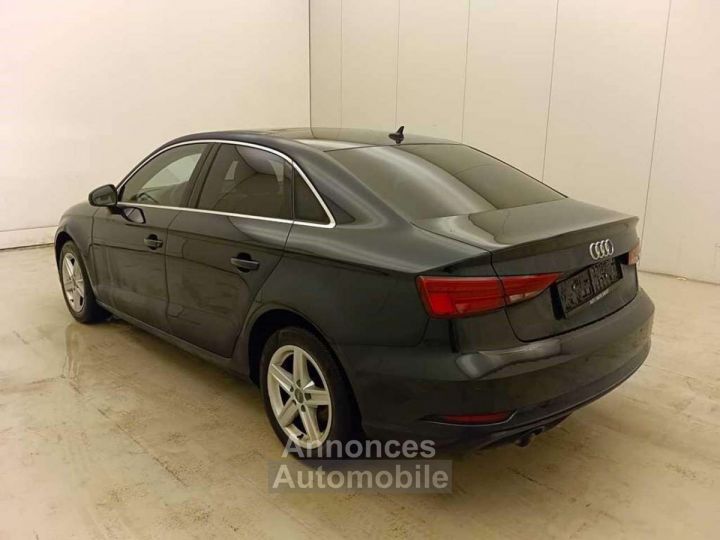Audi A3 Berline 30TDi*LED*TOIT PANORAMIQUE OUVRANT*CUIR*PDC*EURO6 - 3