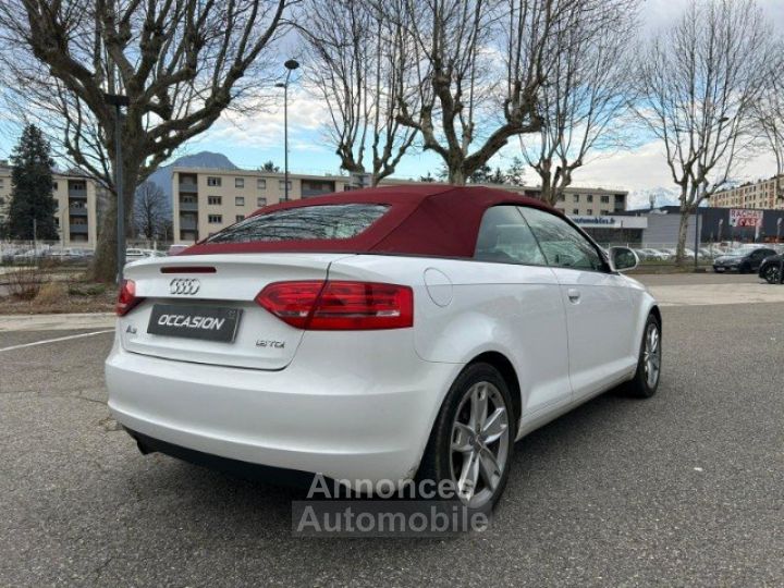 Audi A3 Cabriolet 1.6 TDI 105 DPF Ambition 2P - 6